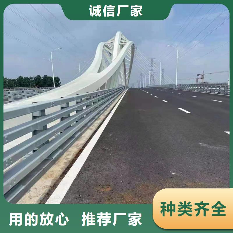 河道不锈钢复合管护栏铁艺河道栏杆厂家位置大量现货供应