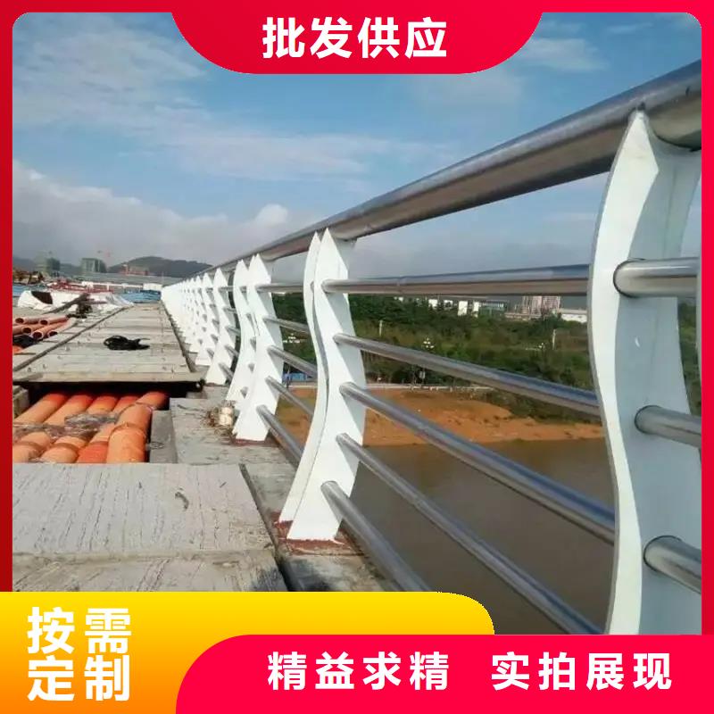 桥梁防撞护栏,公路防撞护栏大厂家实力看得见一周内发货