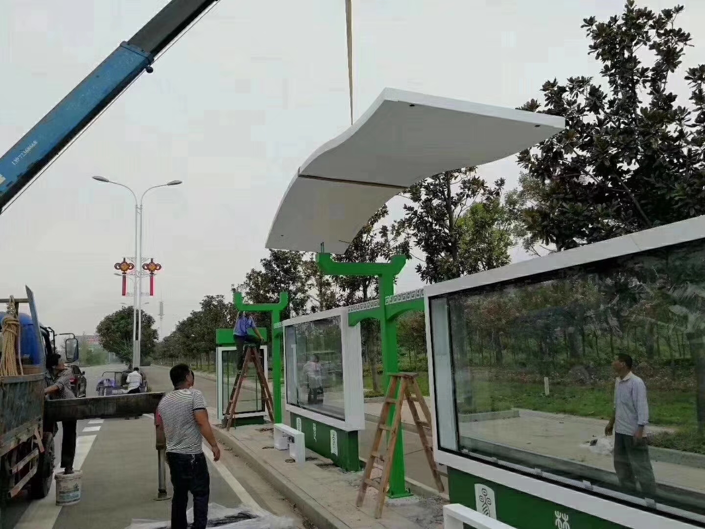 保亭县异型廊架公交站台候车亭全国发货