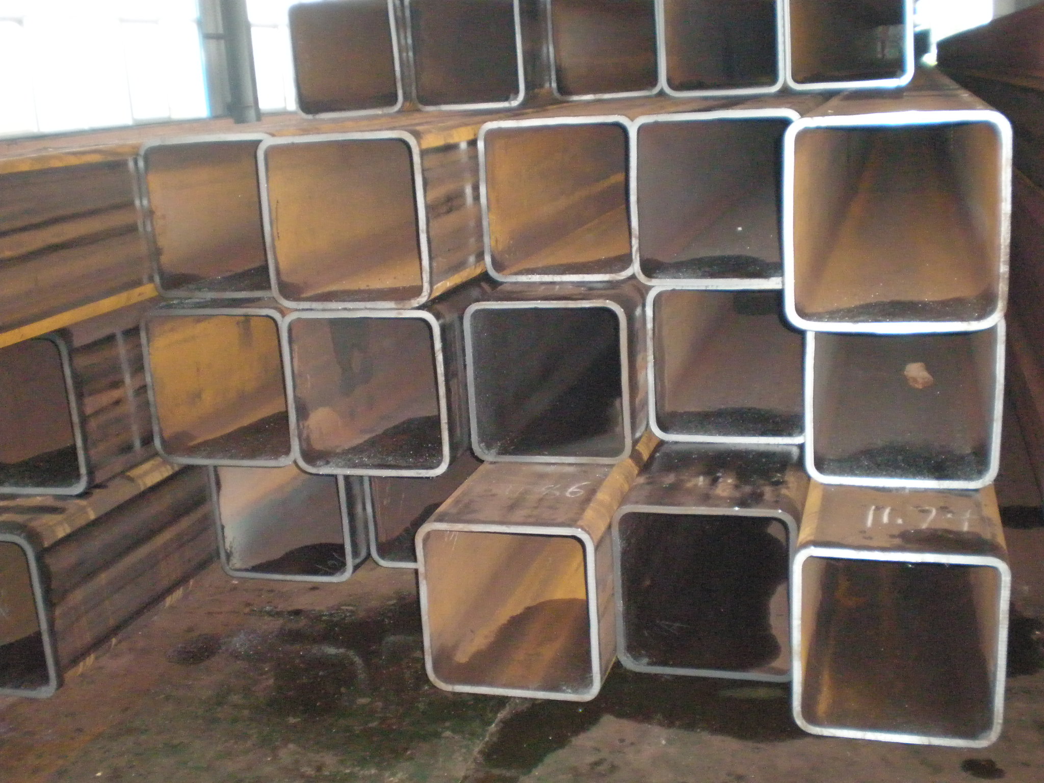 《怀化》 20#大口径无缝直角方管售后完善